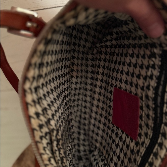 Hobo V6804 Womens Cognac Angelica Leather Handbag EUC - Picture 3 of 10